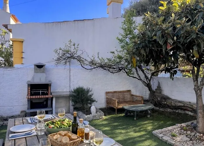 Casa Acolhedora Com Jardim Privado E Bbq Casa de Férias *