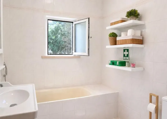 Casa Acolhedora Com Jardim Privado E Bbq *